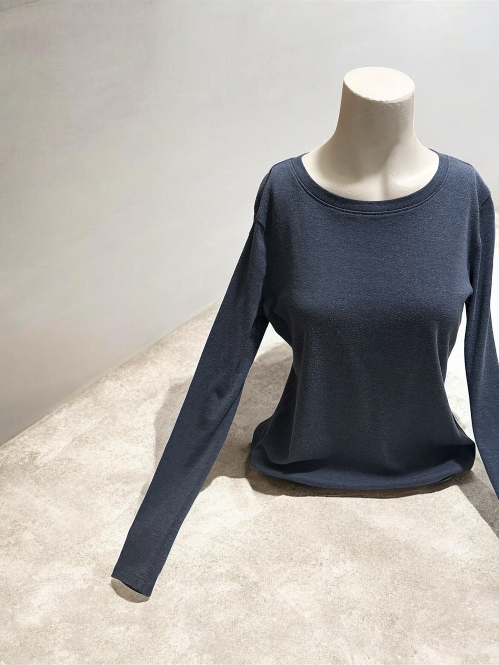 Eddie Bauer Slate Blue Long Sleeve Crewneck Top